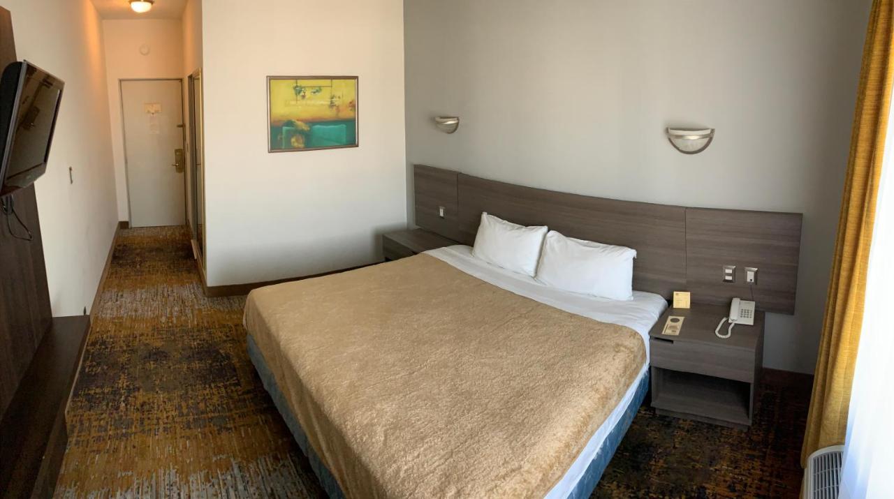 Fastos Hotel Монтеррей Екстер'єр фото